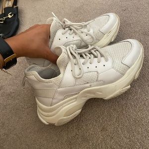 STEVE MADDEN SHOES - 7